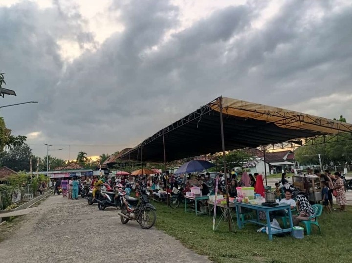 Suasana Sore Hari Di bulan Suci Ramadhan Di Desa Pangkul Screenshot_20230409-175449_WhatsApp.jpg