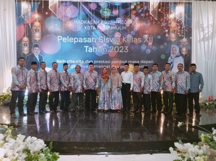 Menghadiri Pelepasan Siswa MAN Prabumulih Screenshot_20230516-110057_WhatsApp.jpg