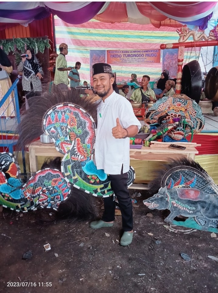 Tradisi Kesenian Tarian Kuda Lumping Screenshot_20230716-153619_Gallery.jpg